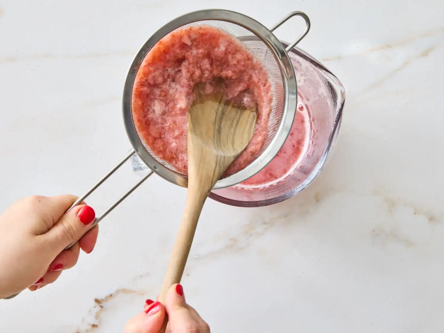 Strawberry Tiramisu Roll Recipe