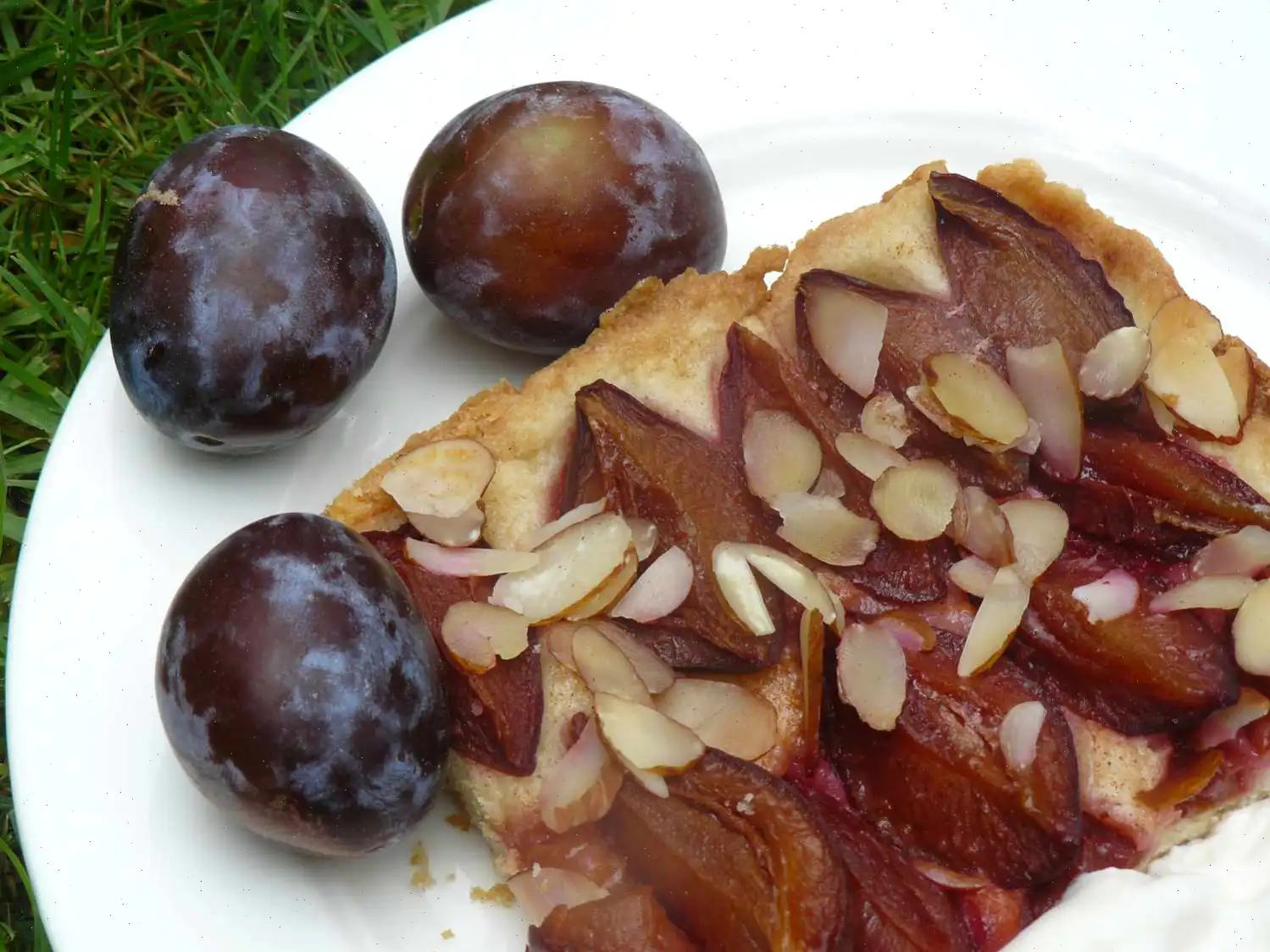 Zwetschgendatschi (German Plum Sheet Cake) Recipe