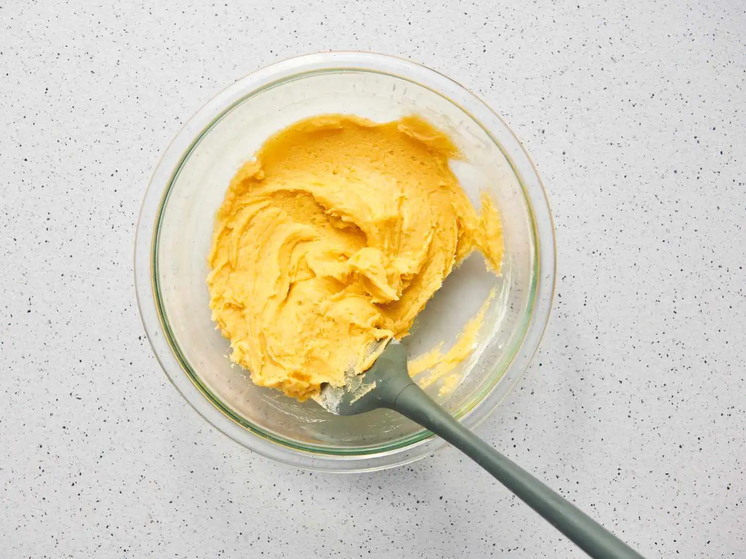 Janet's Rich Banana Bread Recipe