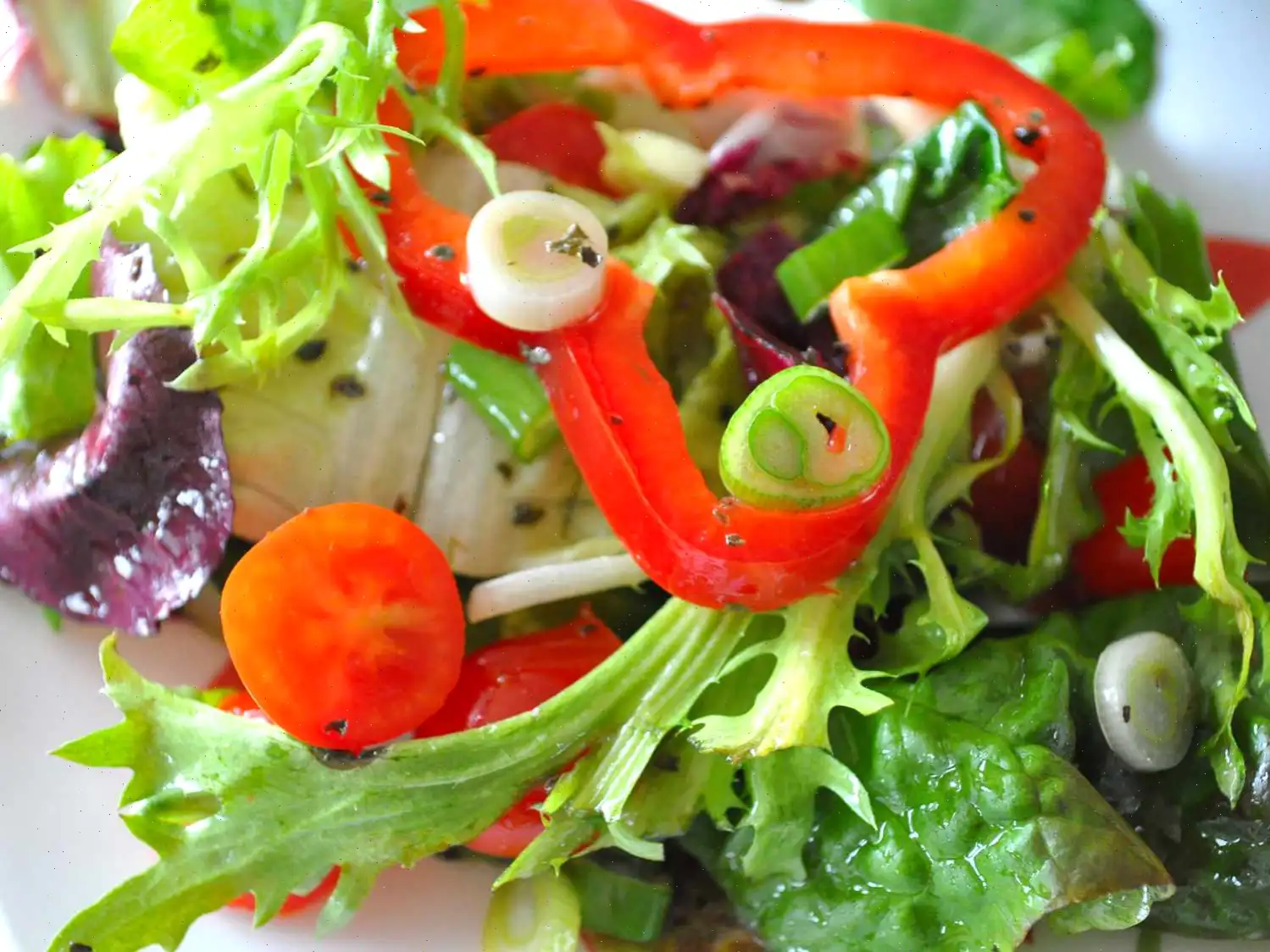 Italian Leafy Green Salad Recipe