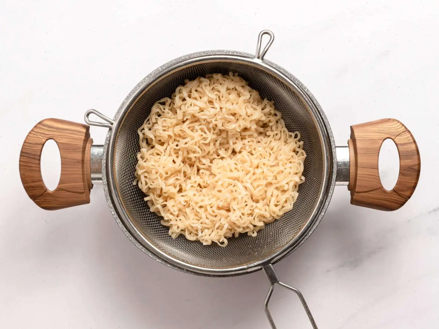 Easy Chinese Fried Noodles Recipe