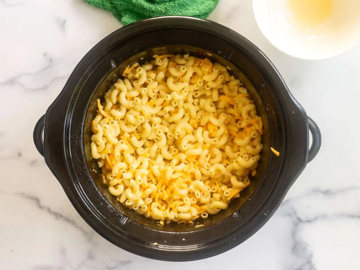 Slow Cooker Mac and Cheese Recipe