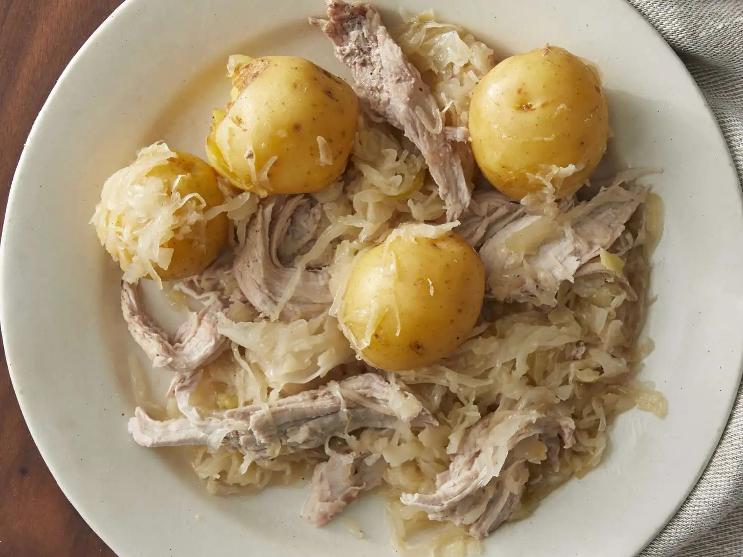 Slow Cooker Pork and Sauerkraut Recipe