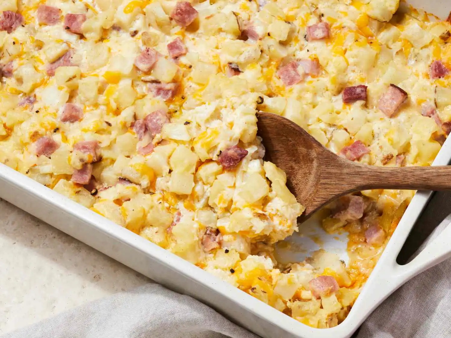 Cheesy Ham Potato Bake Recipe