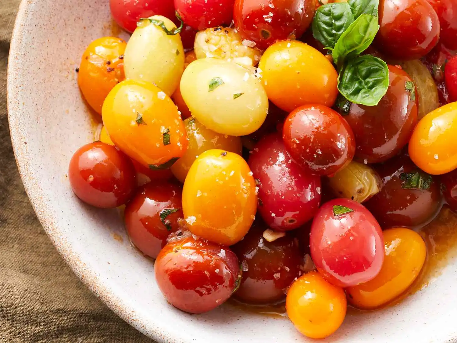 Sautéed Cherry Tomatoes with Garlic and Basil Recipe