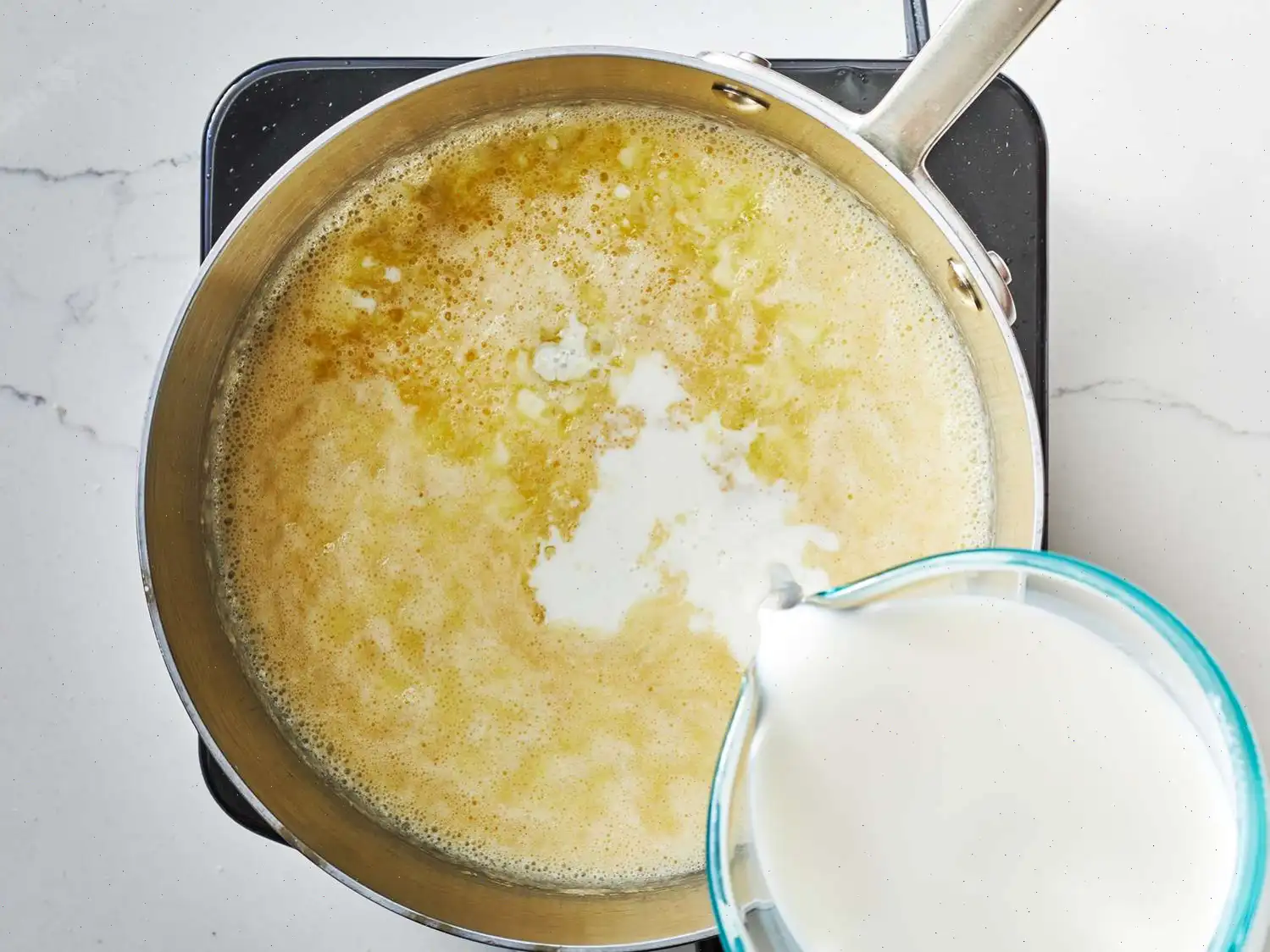 Simple Macaroni and Cheese Recipe (with Video)