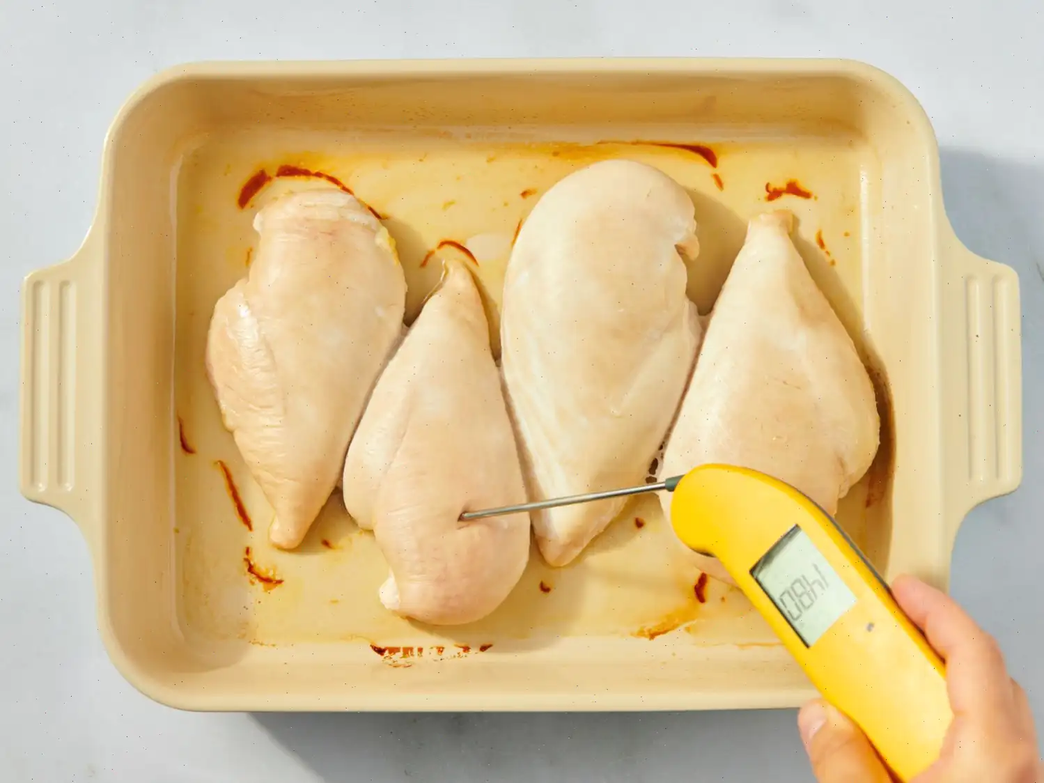 Quick and Easy Green Chile Chicken Enchilada Casserole Recipe