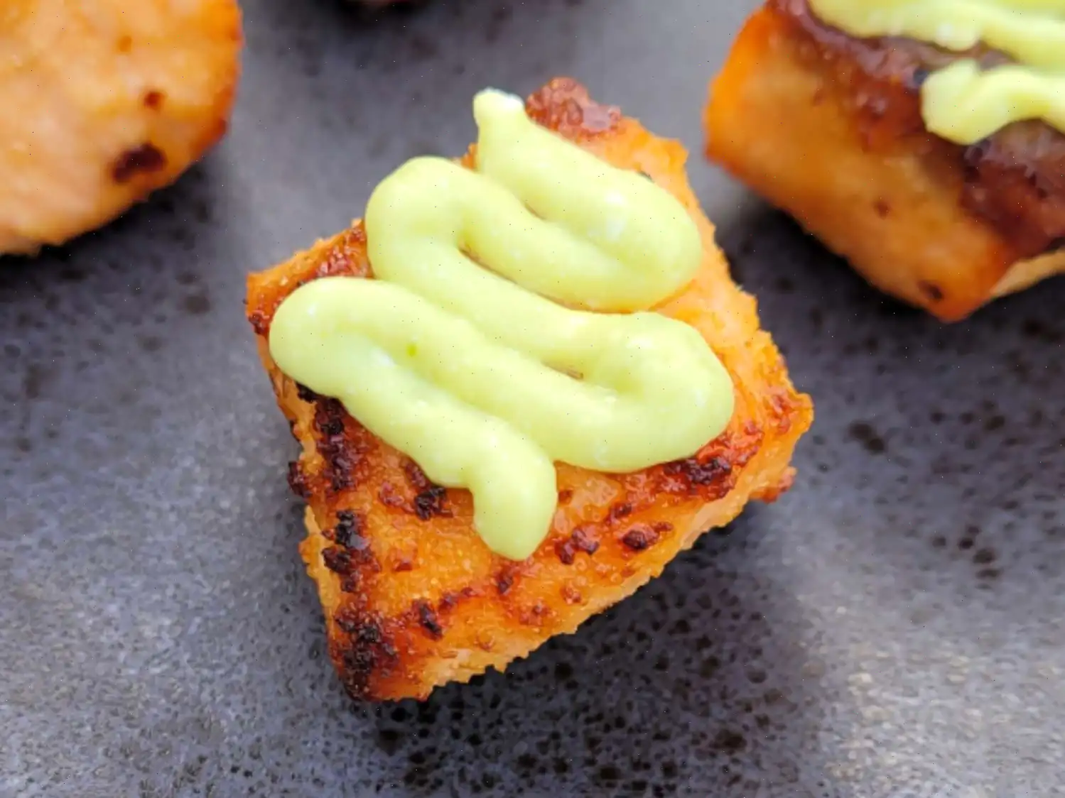 Air Fryer Spicy Salmon Bites with Avocado Lime Sauce Recipe