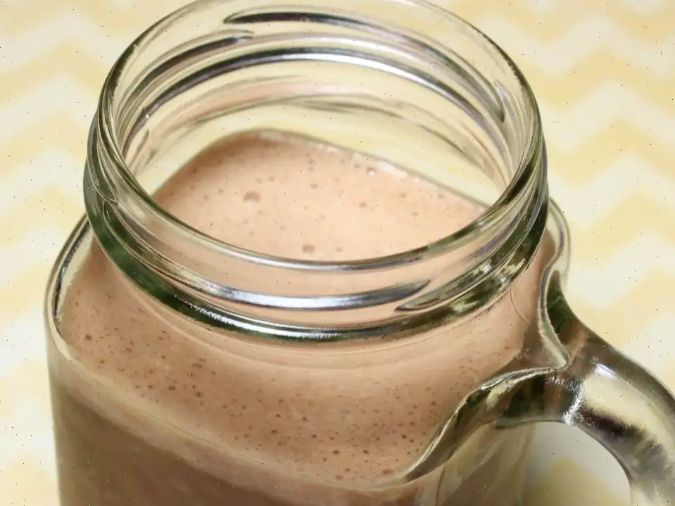Cocoa, Banana, and Peanut Butter Smoothie Recipe