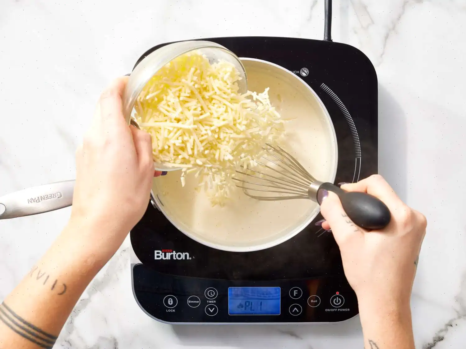 Creamy au Gratin Potatoes Recipe