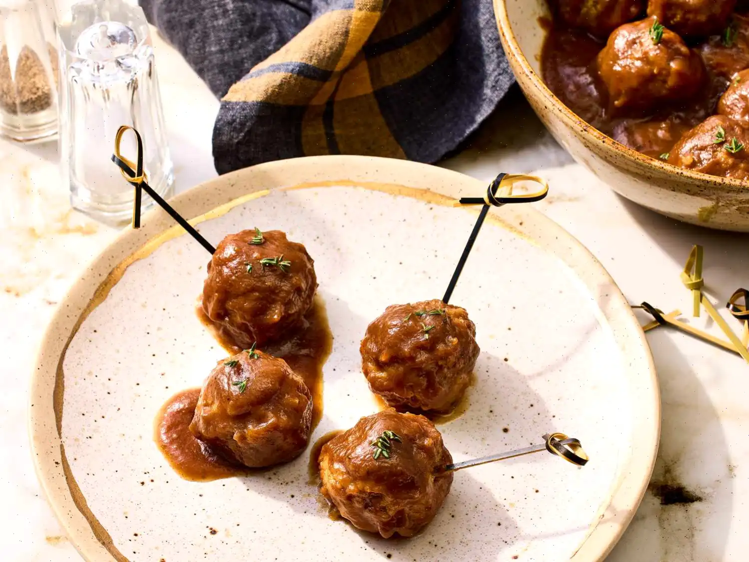 Slow Cooker Chicken Apple Butter Meatballs Recipe