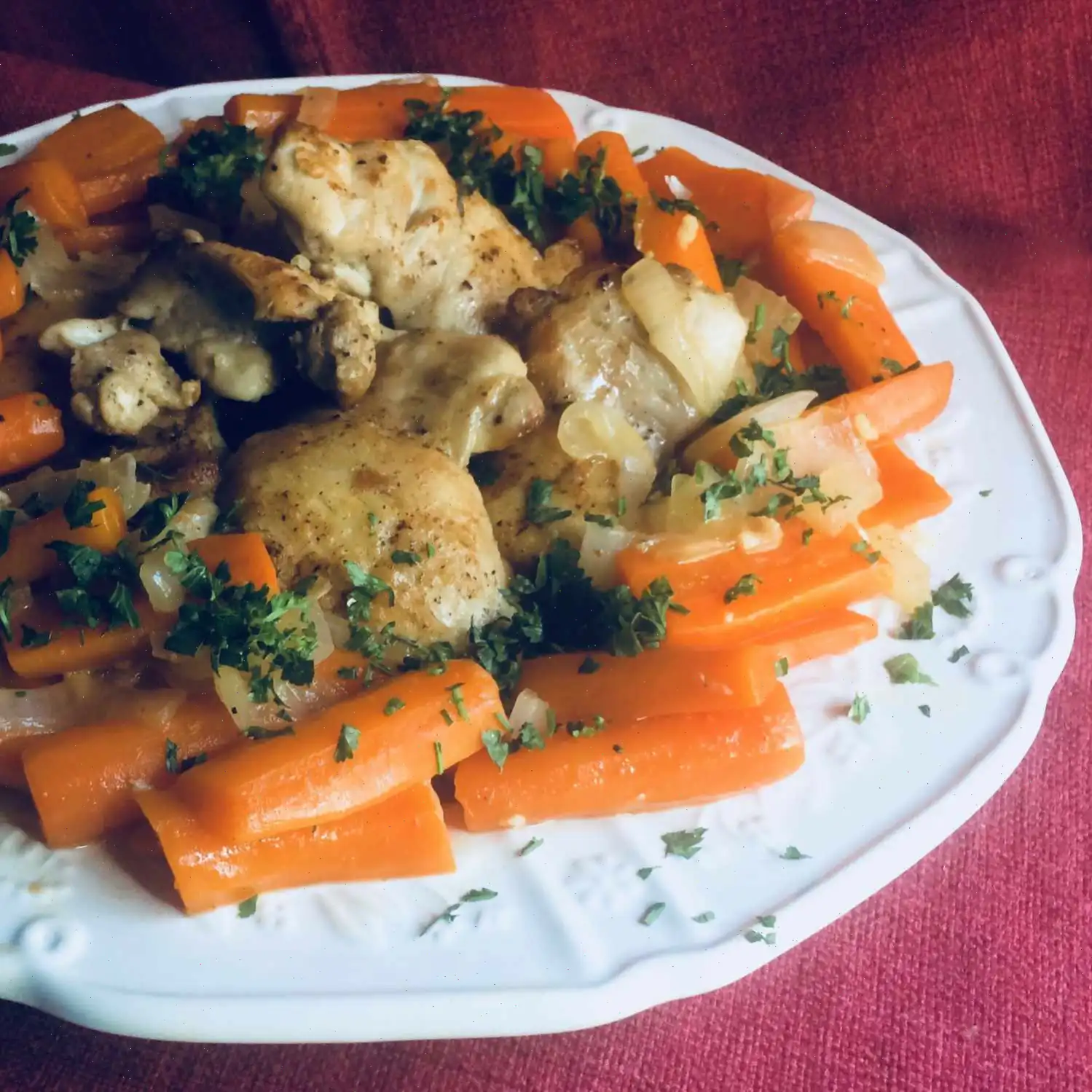 Easy One-Skillet Chicken Thighs with Carrots Recipe