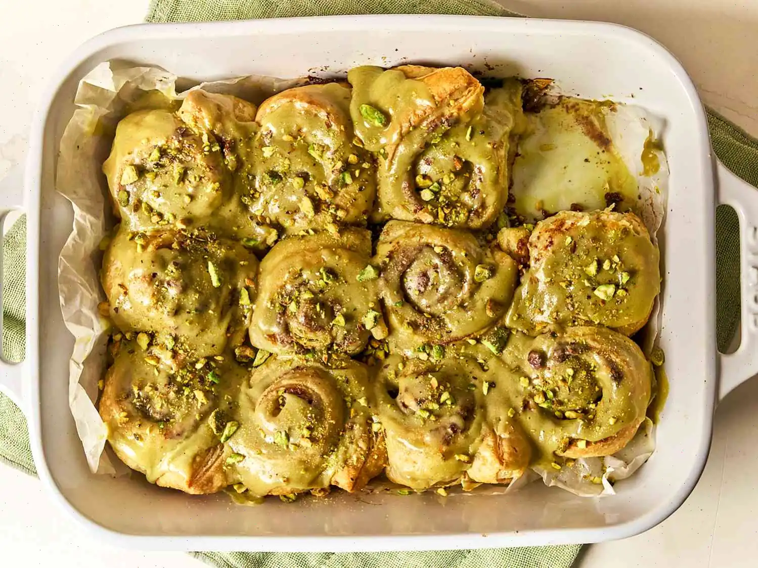 Pistachio Cream Cinnamon Rolls Recipe