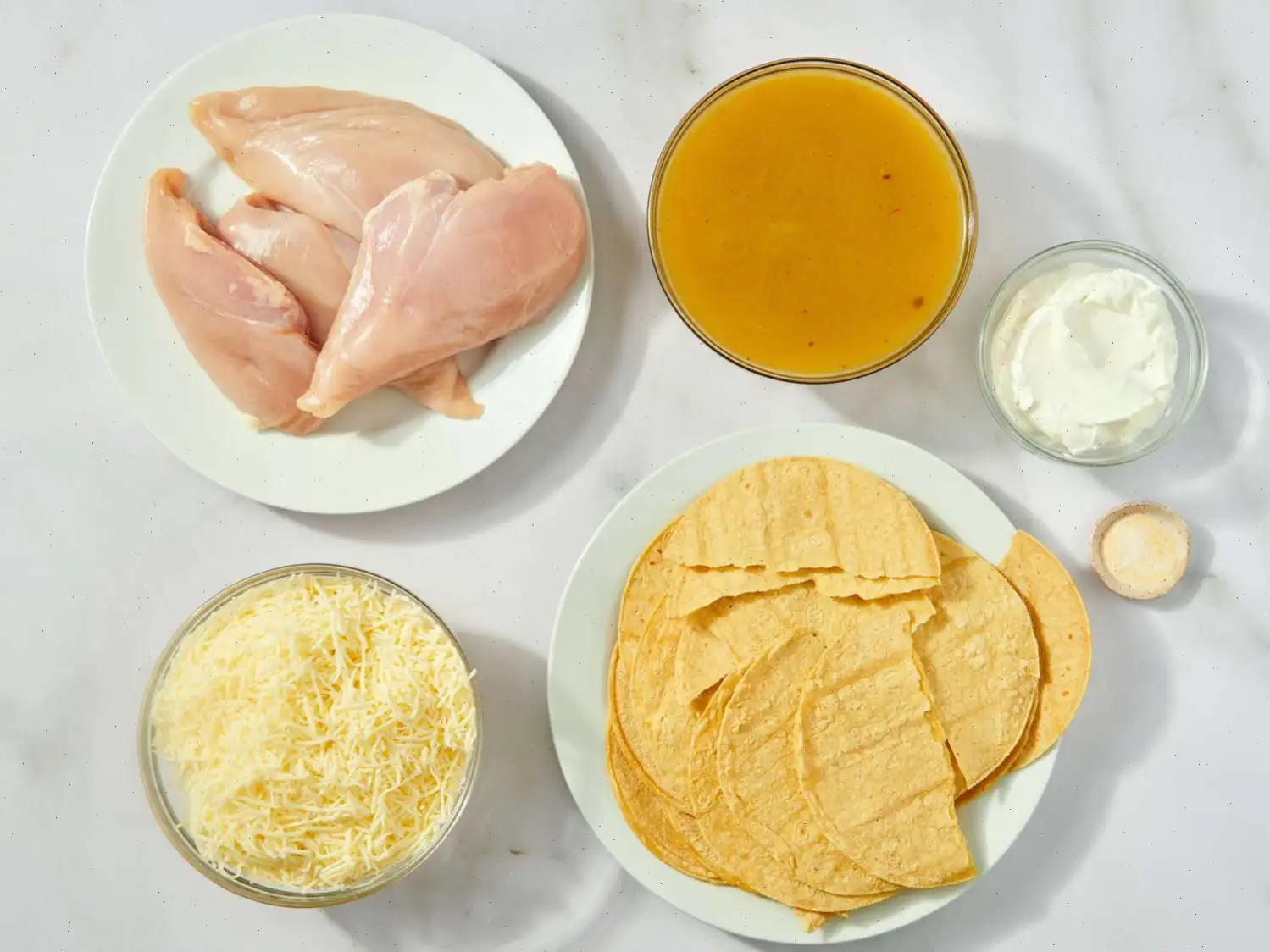 Quick and Easy Green Chile Chicken Enchilada Casserole Recipe