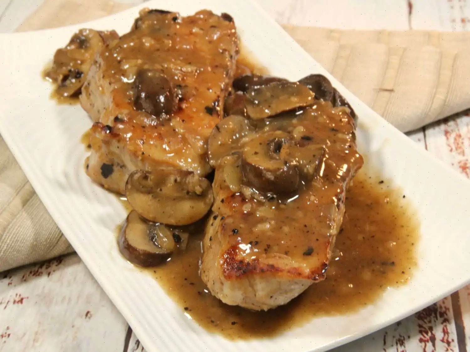 Pork Chops with Mushrooms and Onions Recipe