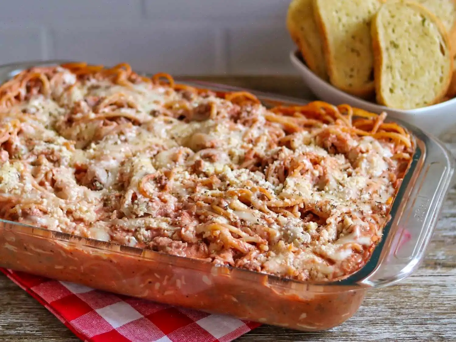 The Best Spaghetti Casserole Recipe