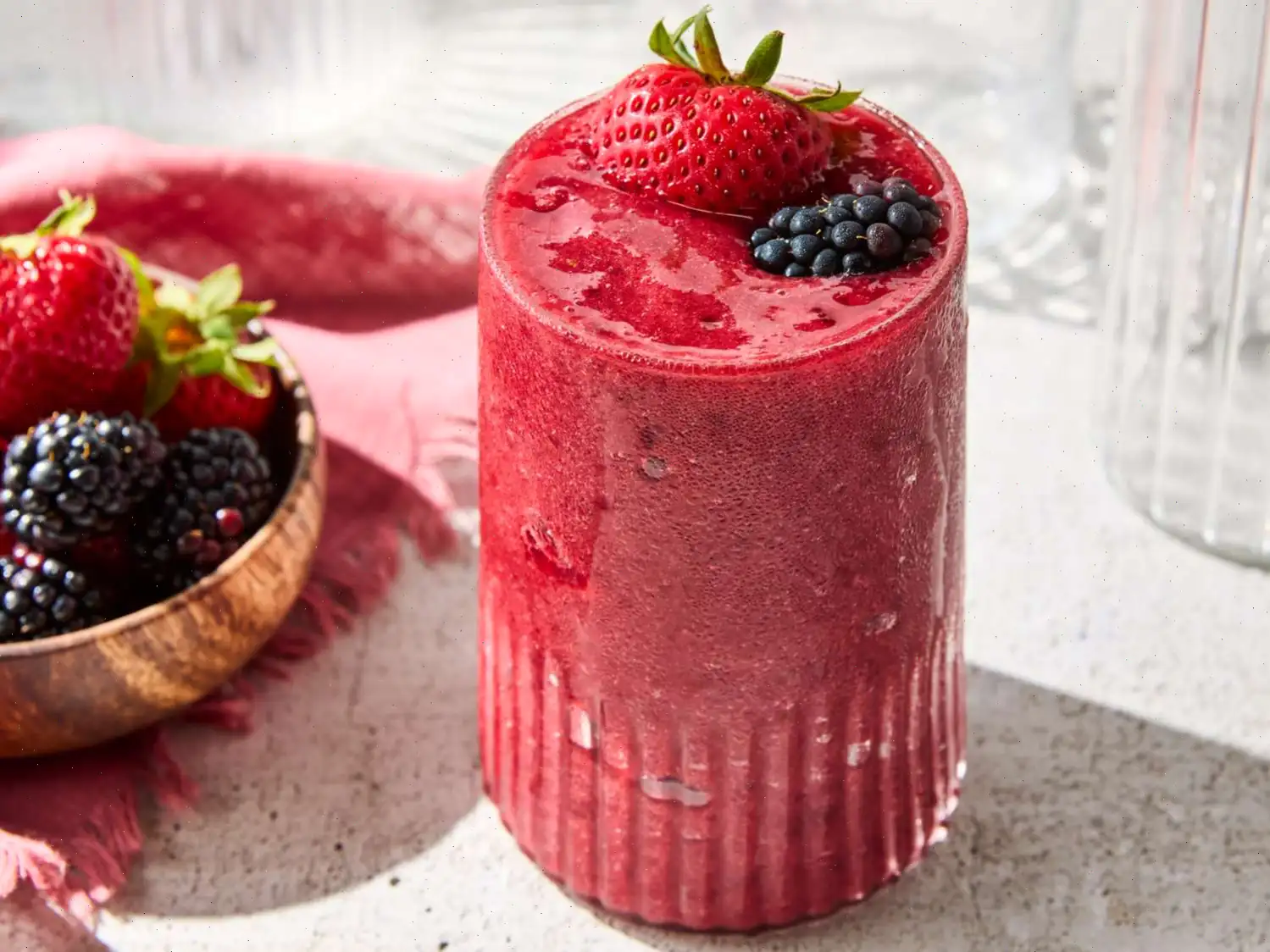 2-Ingredient Frozen Fruit Smoothie Recipe