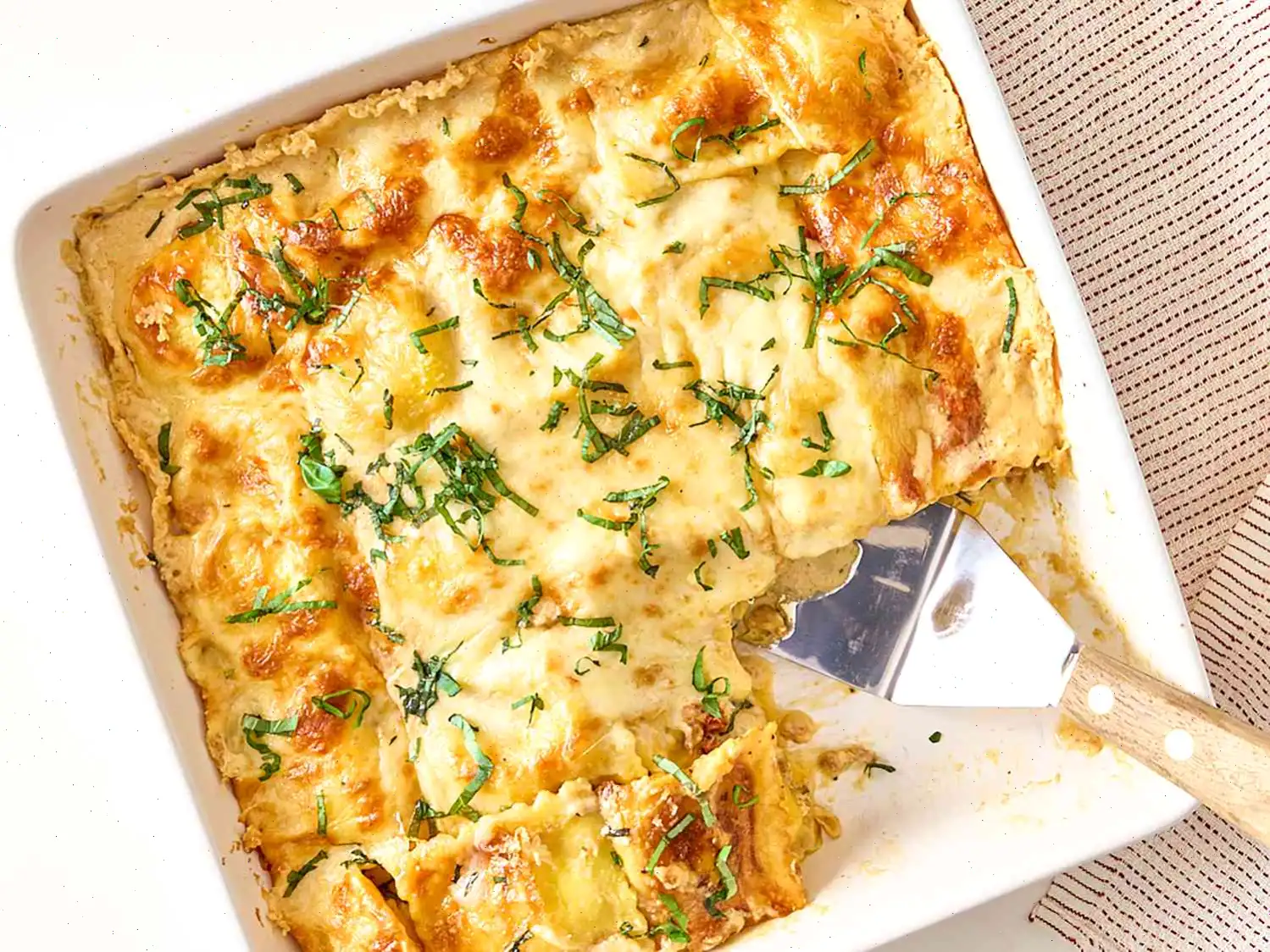 Easy One Pan Creamy Baked Ravioli Recipe