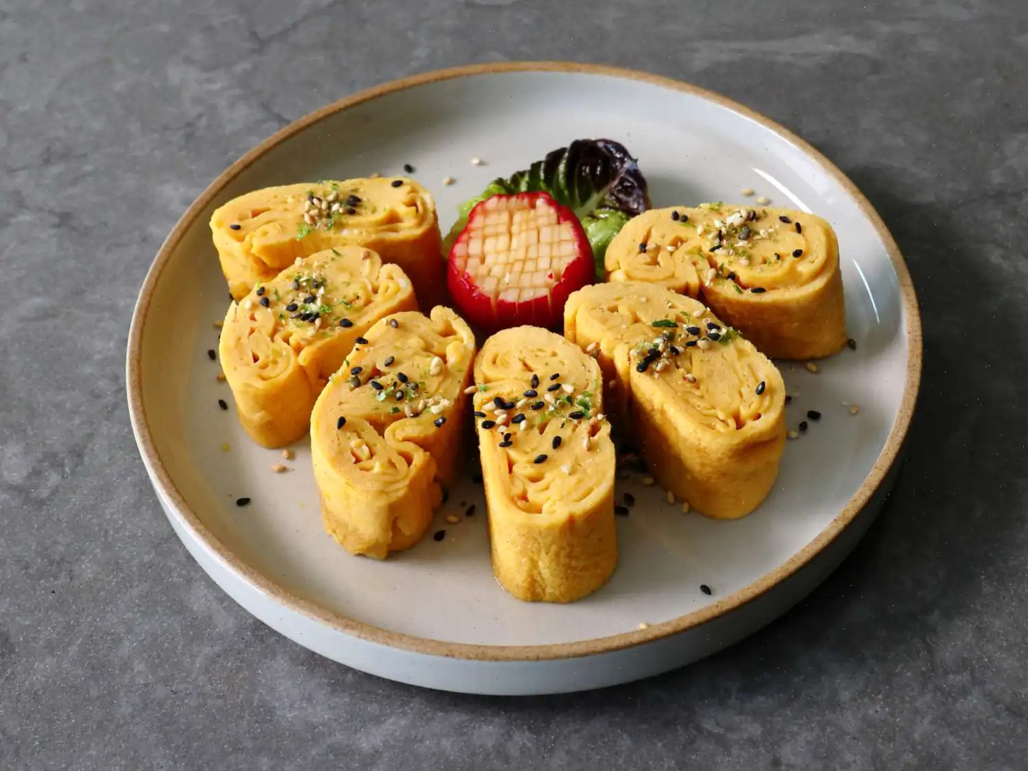 Japanese-Style Rolled Omelet (Tamagoyaki) Recipe