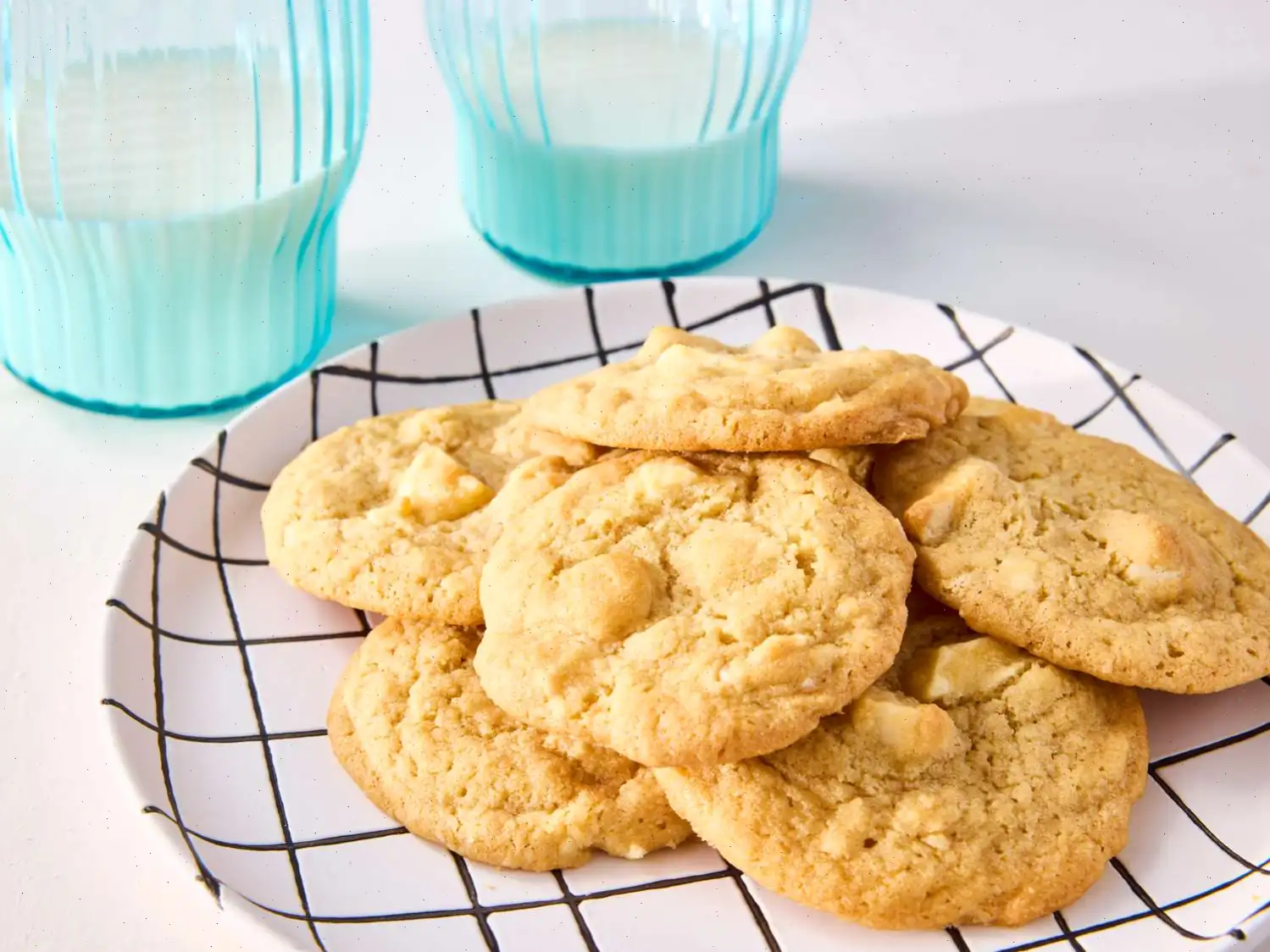 White Chocolate Macadamia Nut Cookies Recipe