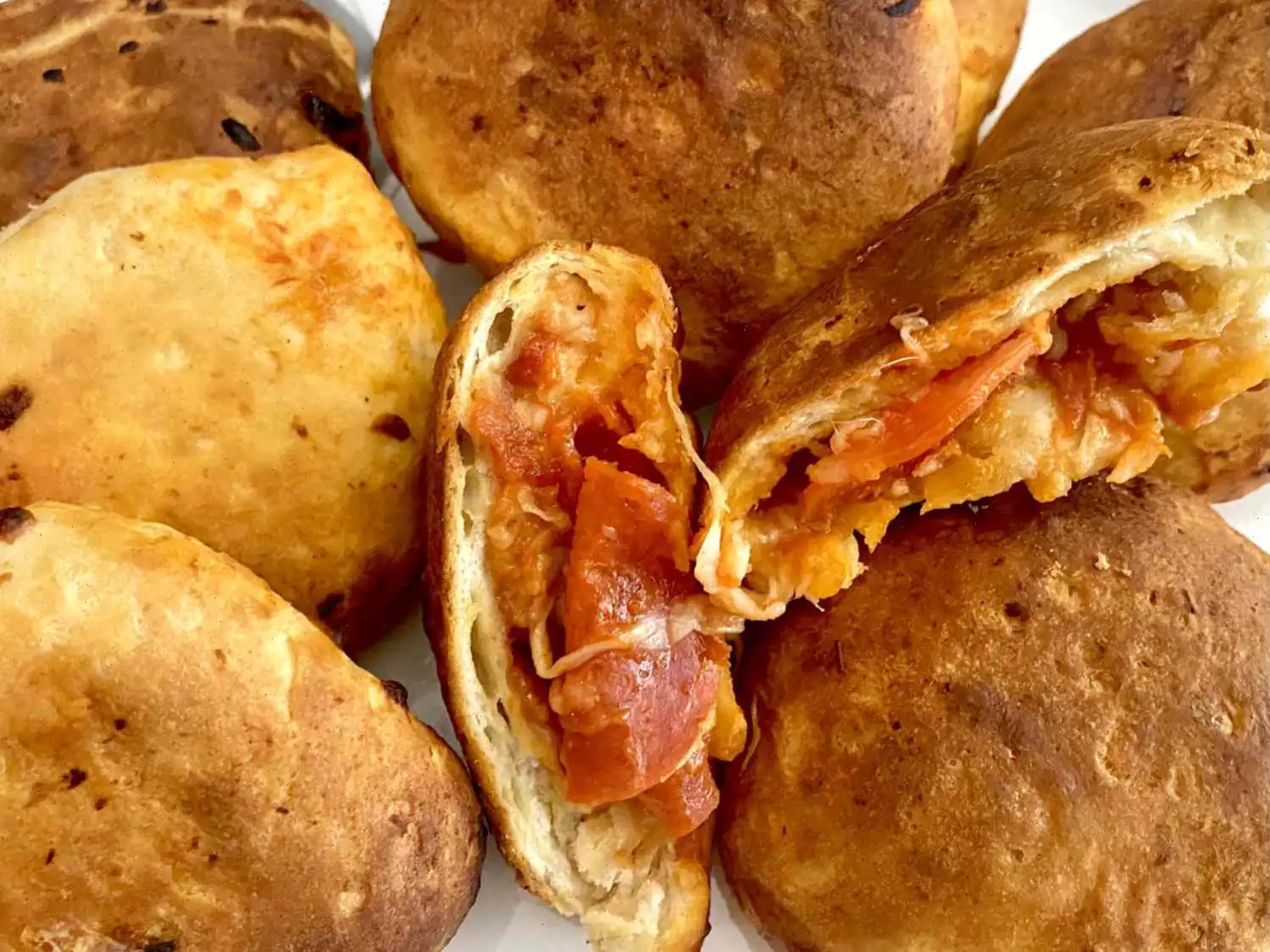Air Fryer Pizza Bombs Recipe