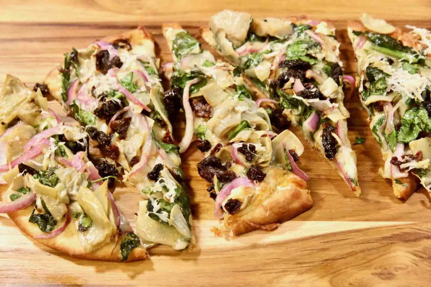 Spinach-Artichoke Garlic Naan Pizza Recipe