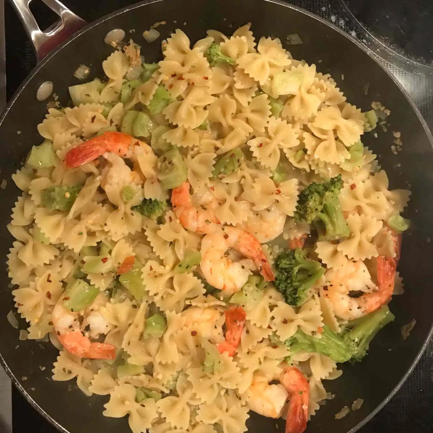 Kahala's Shrimp and Broccoli Toss Recipe