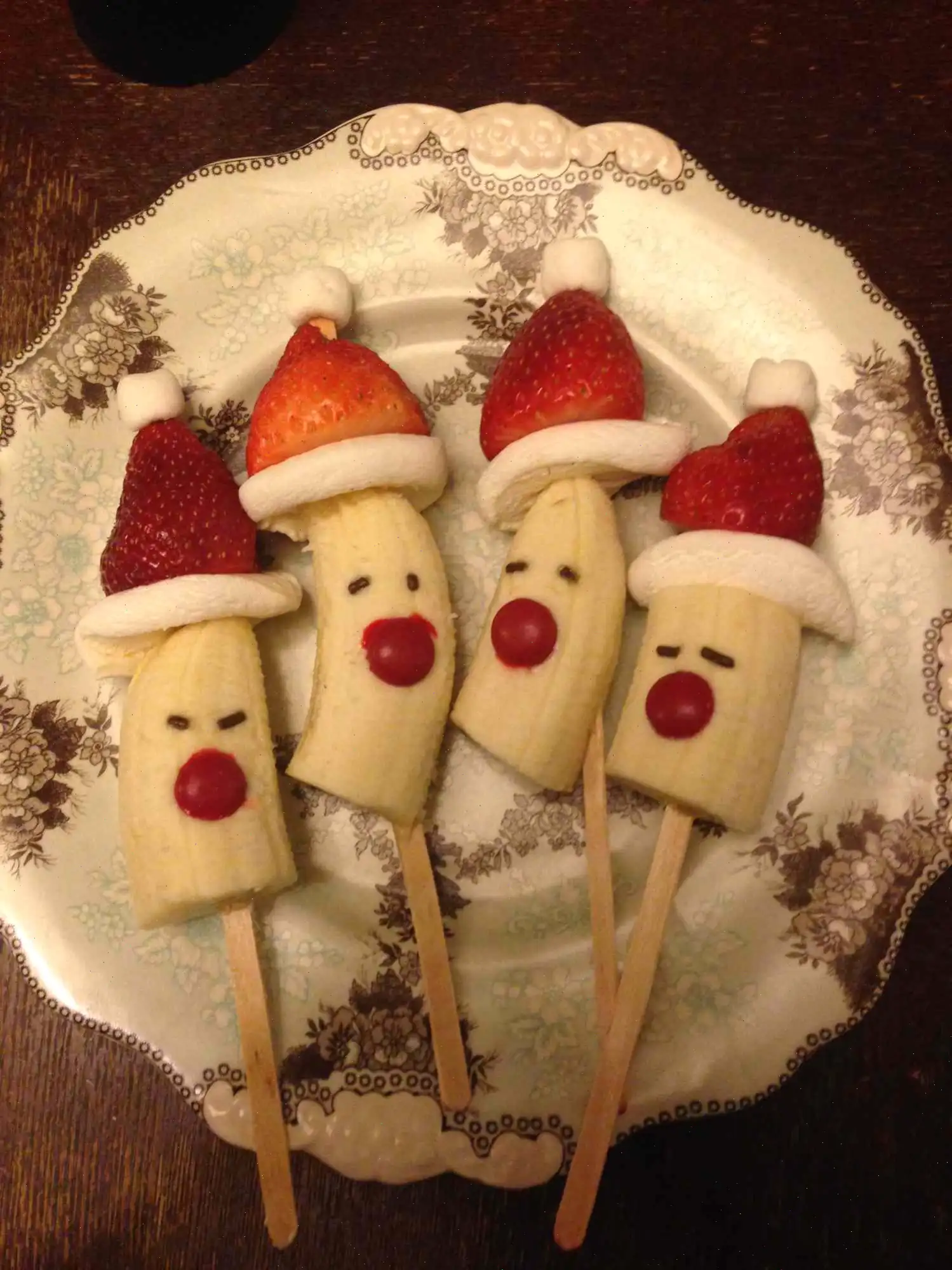 Easy Santa Treats for Kids Recipe