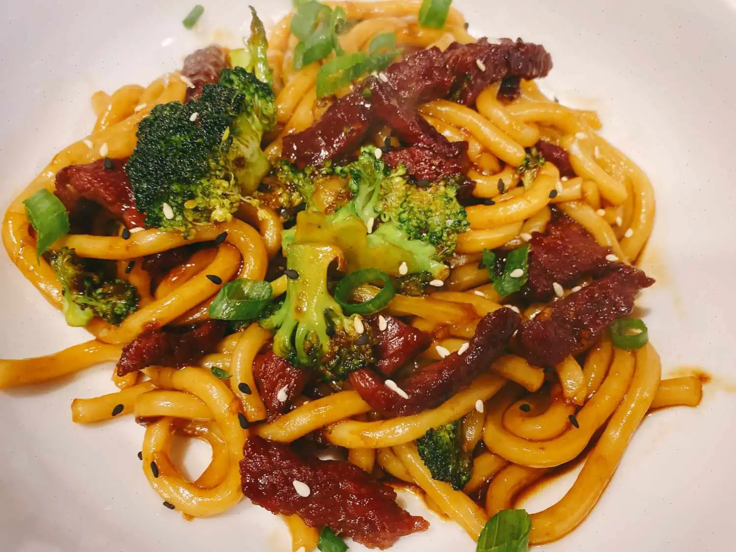 Beef and Broccoli Udon Noodles Recipe