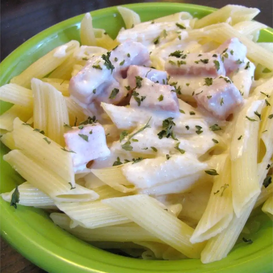 Fettuccine Alfredo with Ham Recipe