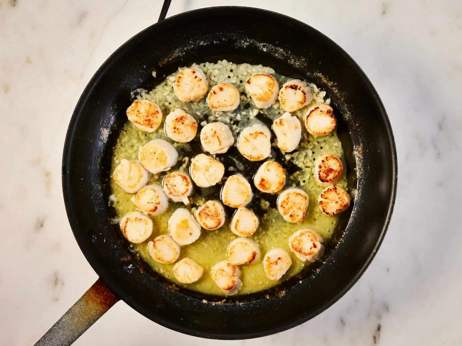 Easy Garlic-Lemon Scallops Recipe