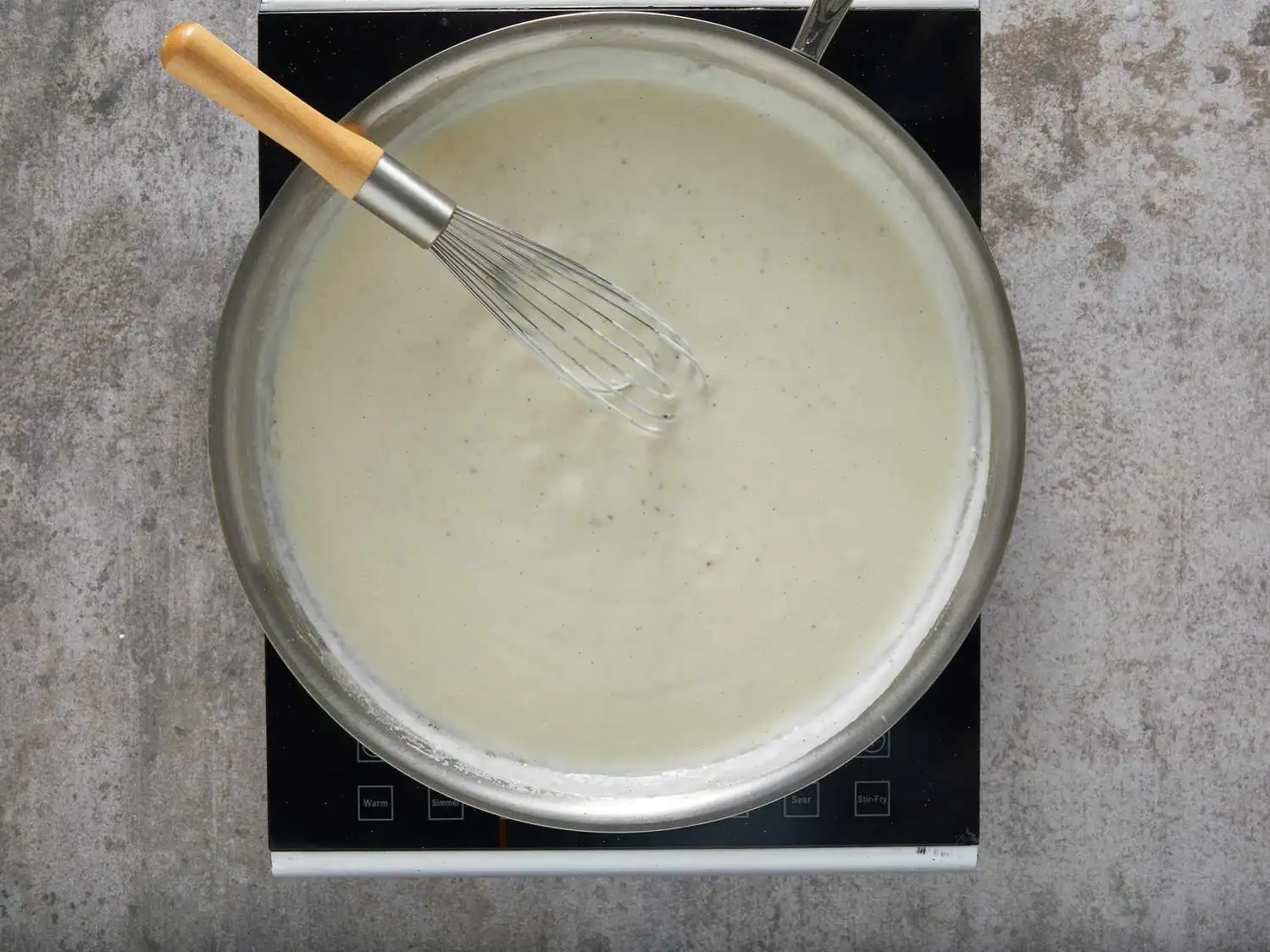 Mom's Country White Gravy Recipe