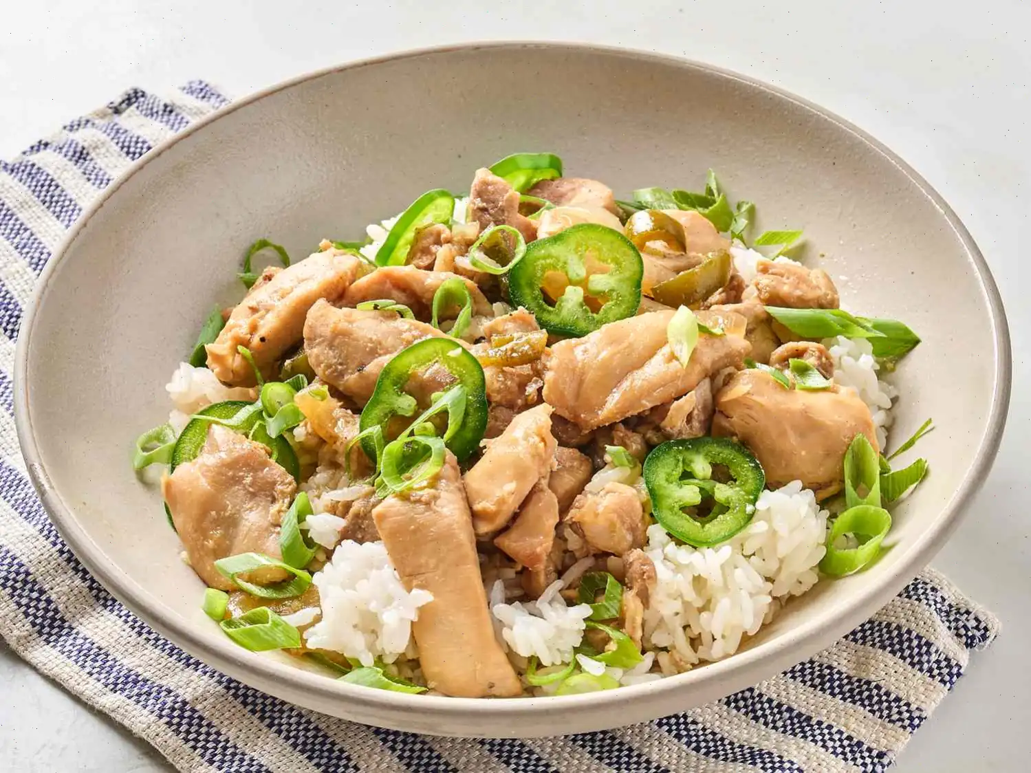 Slow Cooker Jalapeño Chicken Recipe