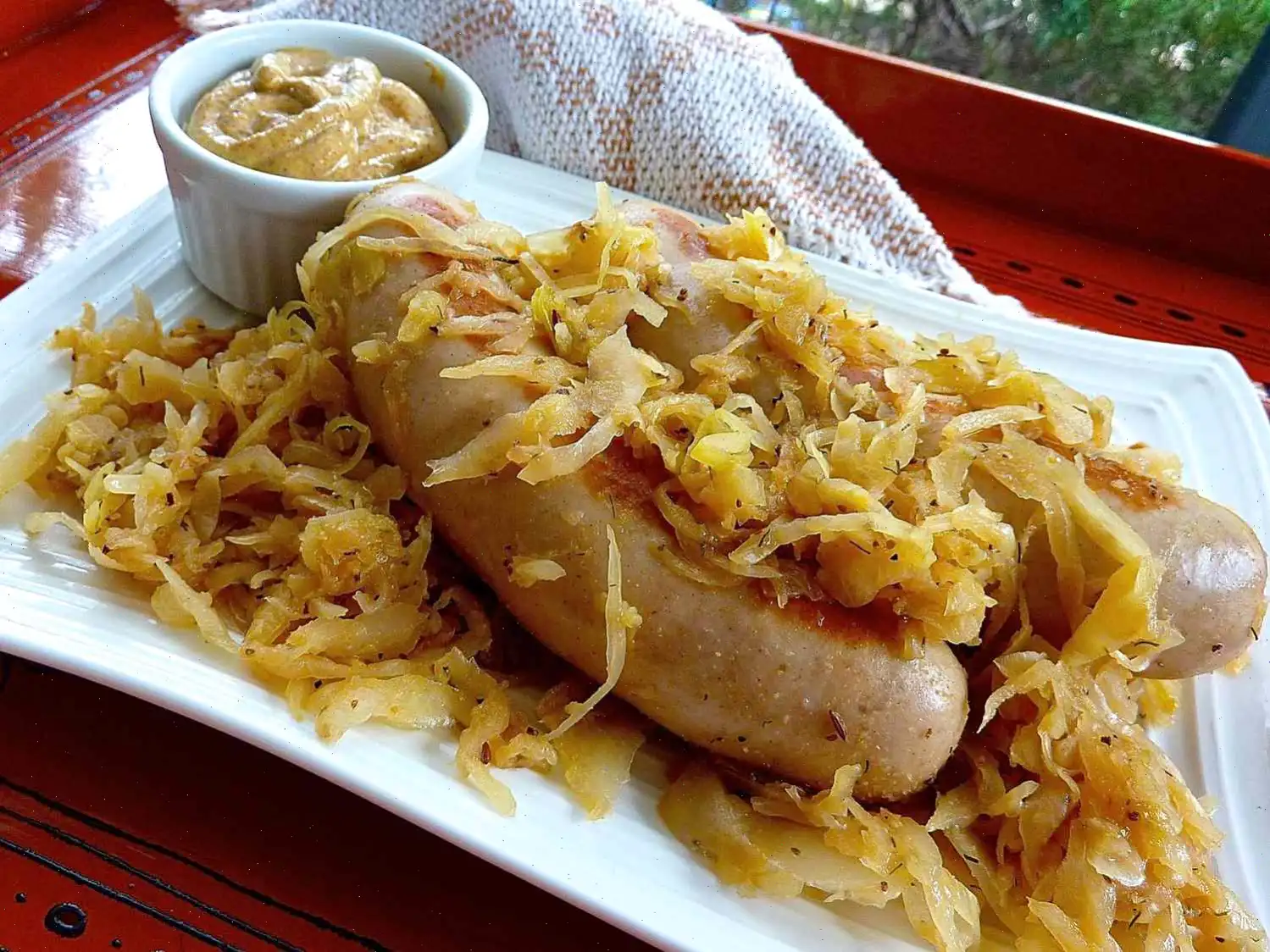 Beer Glazed Brats and Sauerkraut Recipe