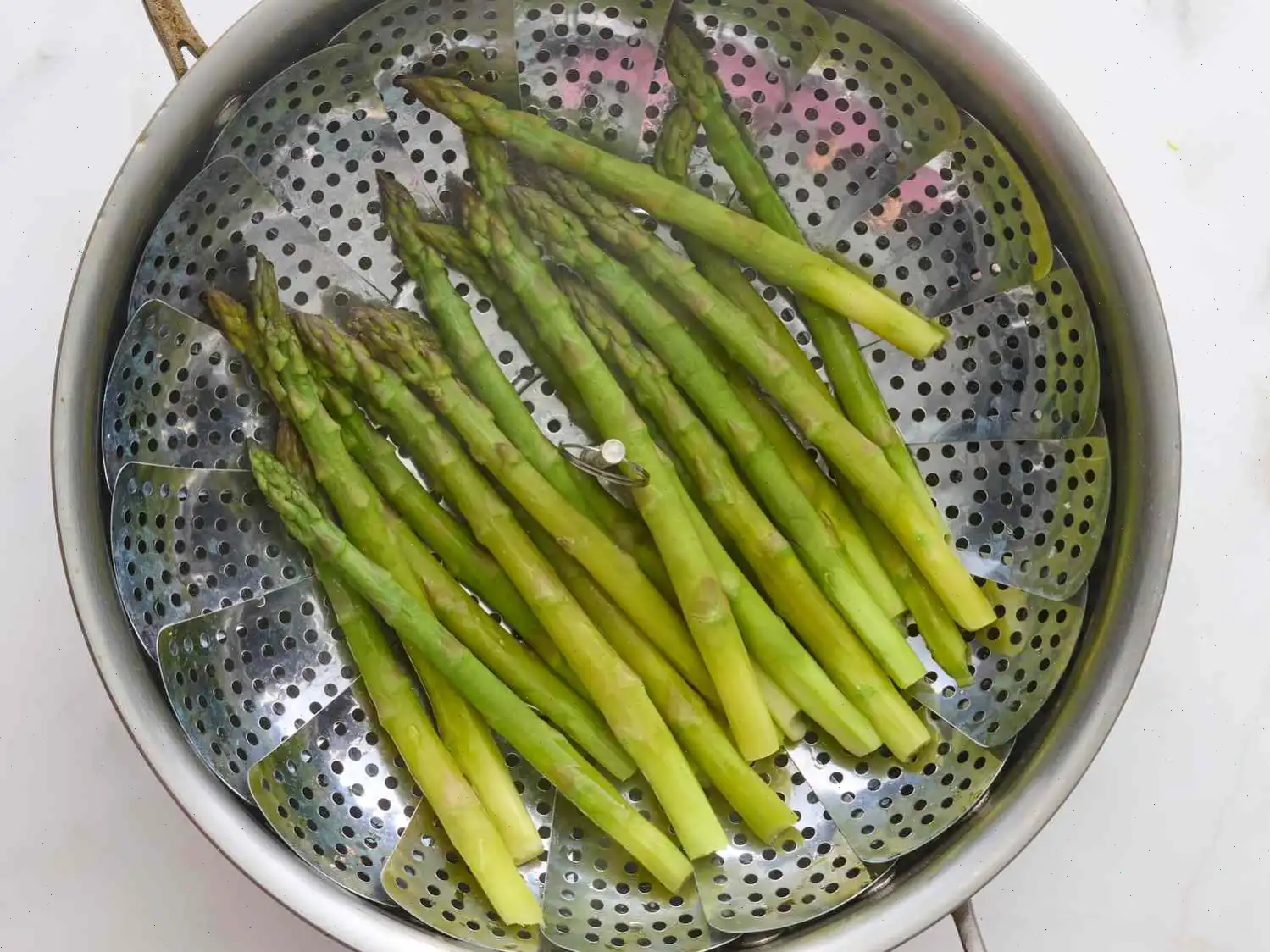 Simply Steamed Asparagus Recipe