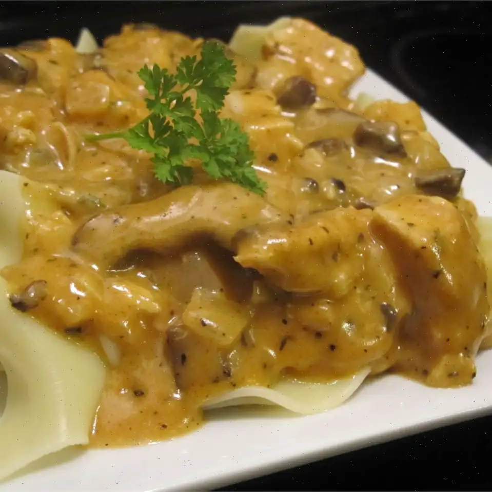 Easy Creamy Chicken Mushroom Sauce Recipe