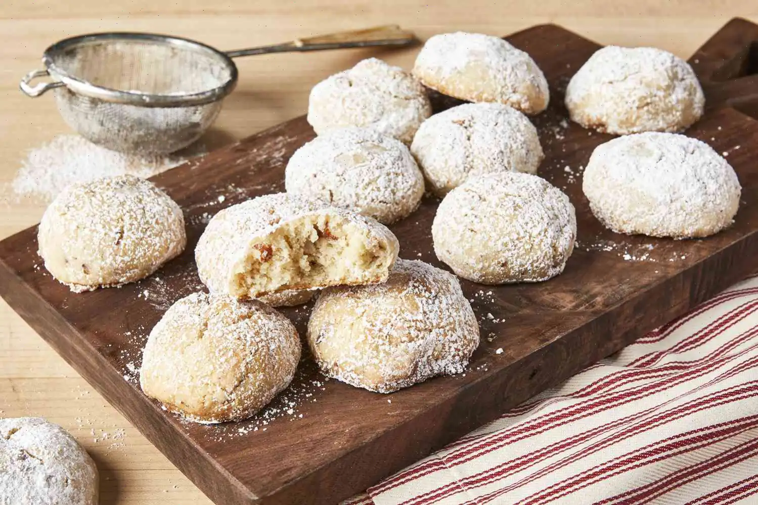 Mexican Wedding Cookies Recipe