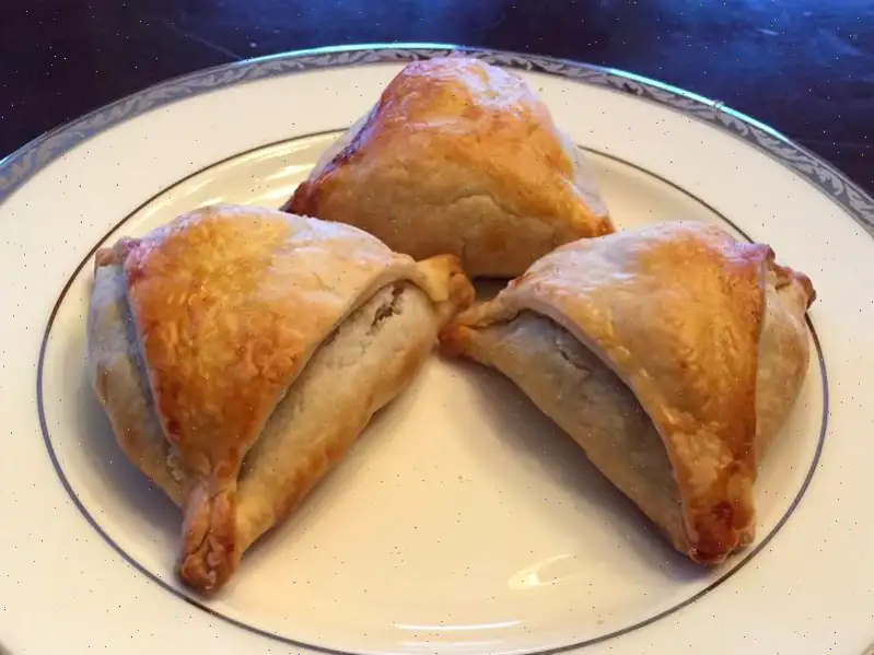 Easy Baked Indian Samosas Recipe