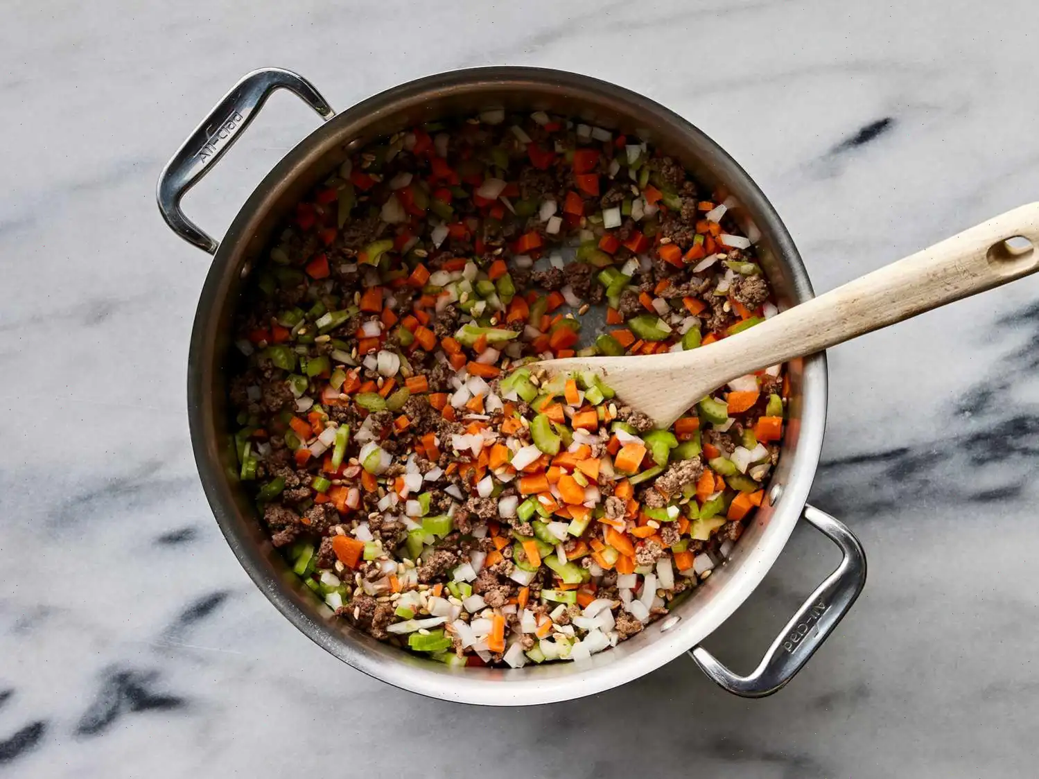 Hearty Hamburger Soup Recipe