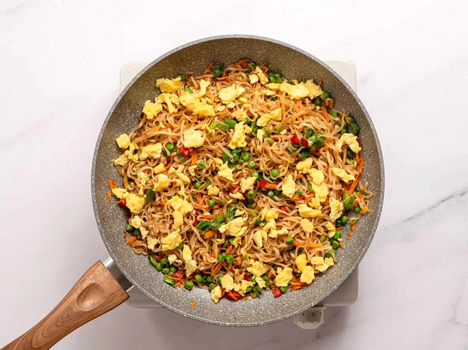 Easy Chinese Fried Noodles Recipe