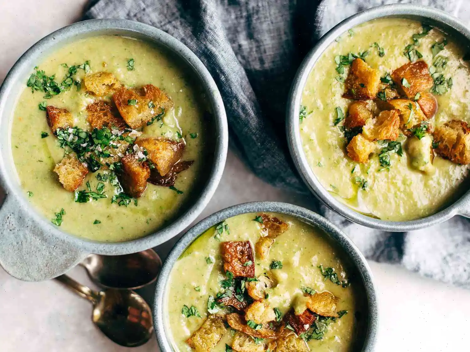 Detox Broccoli "Cheese" Soup Recipe