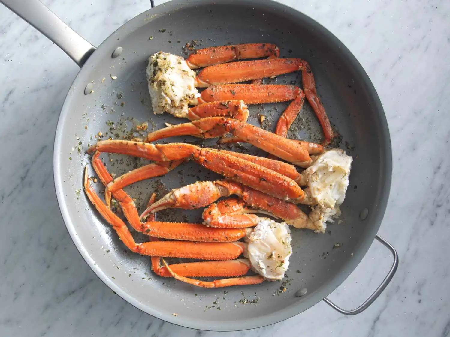 Crab Legs with Garlic Butter Sauce Recipe