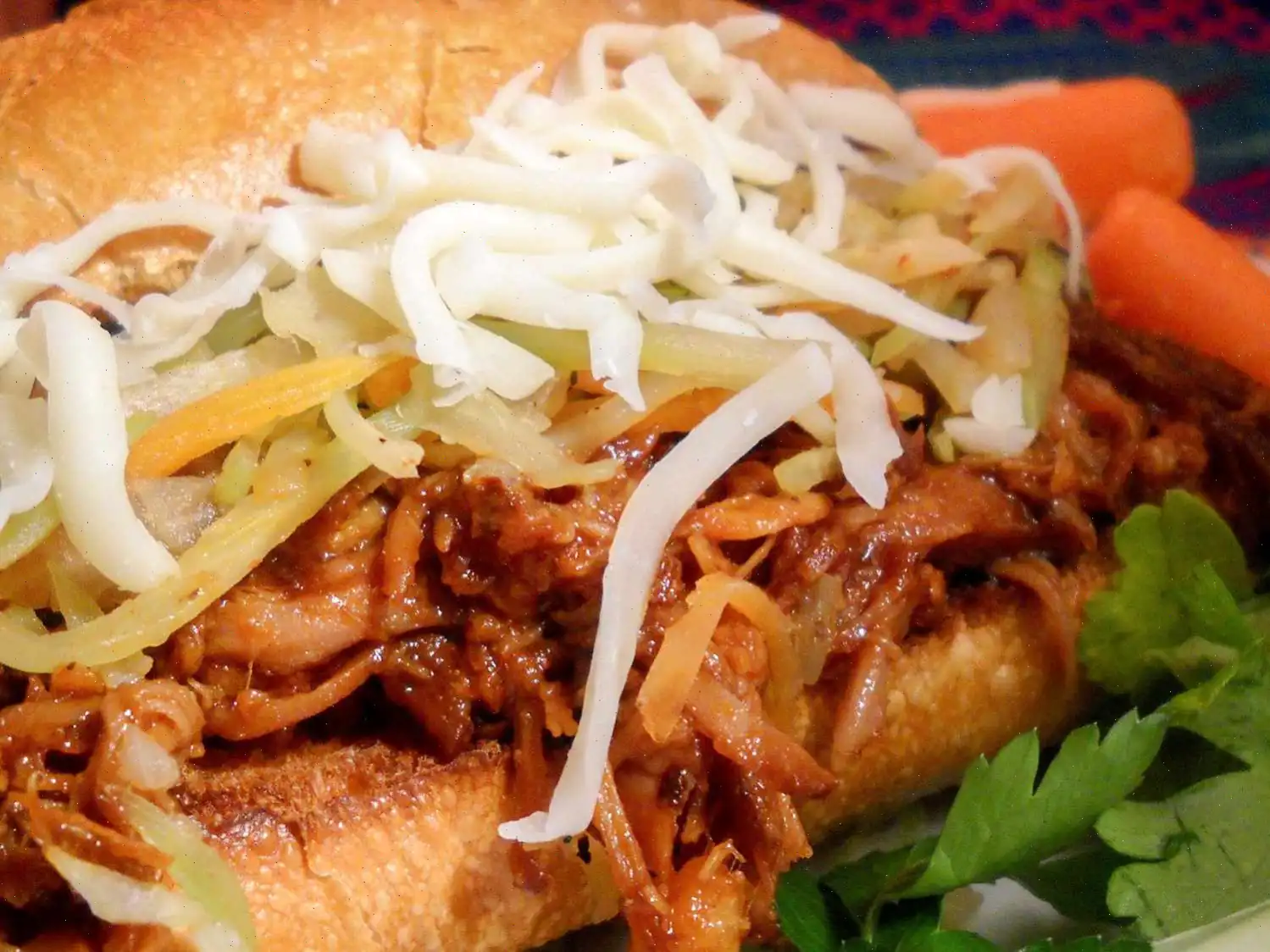 Zesty Pulled Pork Sandwiches Recipe