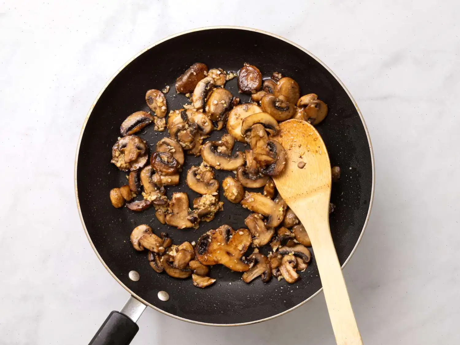 Pork Chops in Garlic Mushroom Sauce Recipe