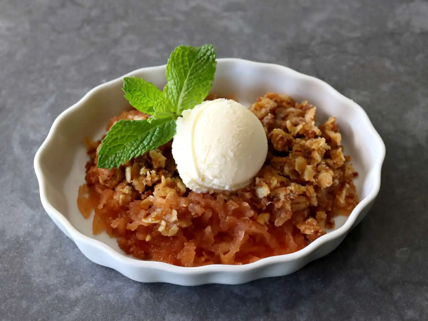 “Grate” Apple Crisp Recipe