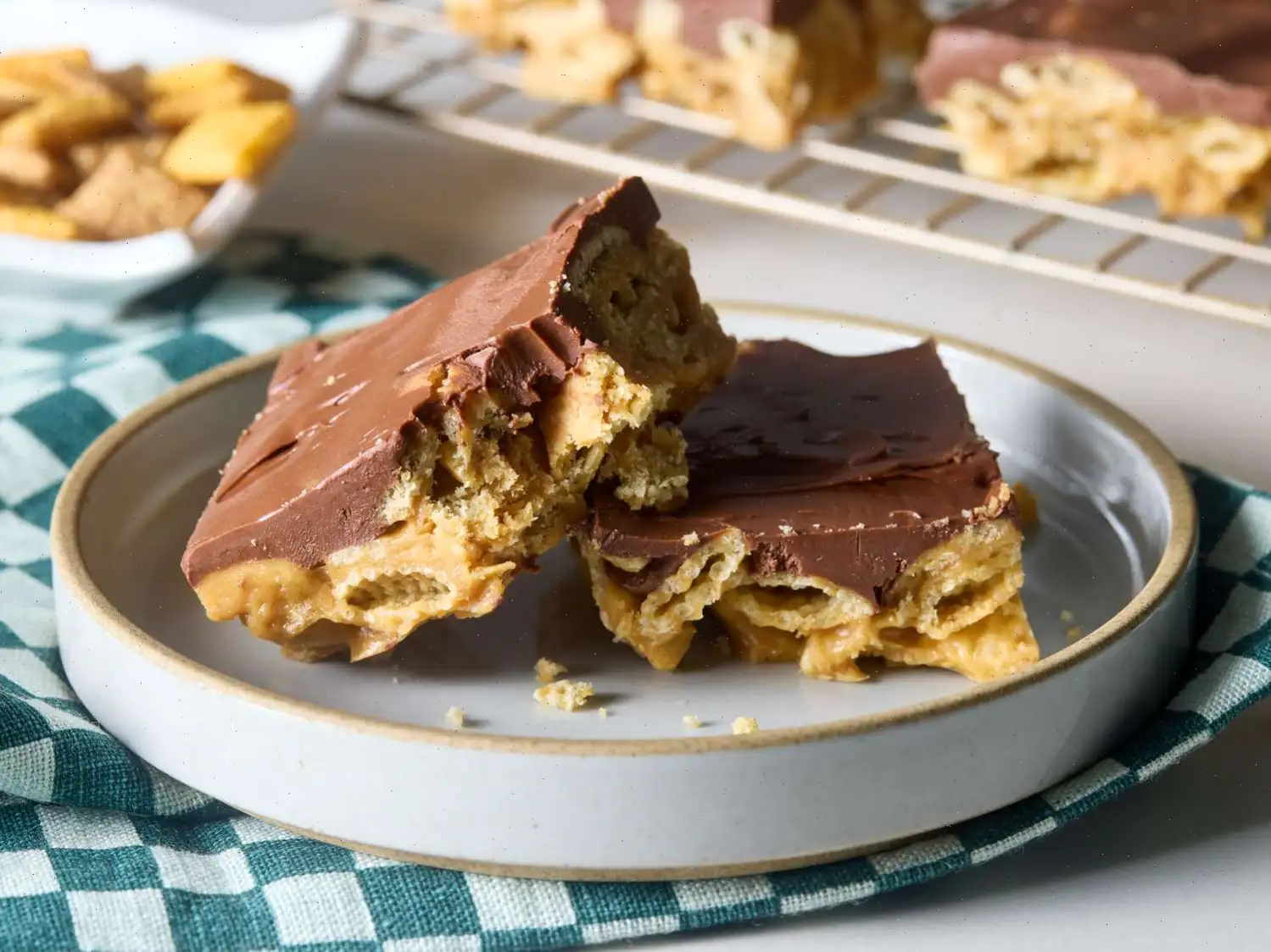 No-Bake Peanut Butter Chex Bars Recipe