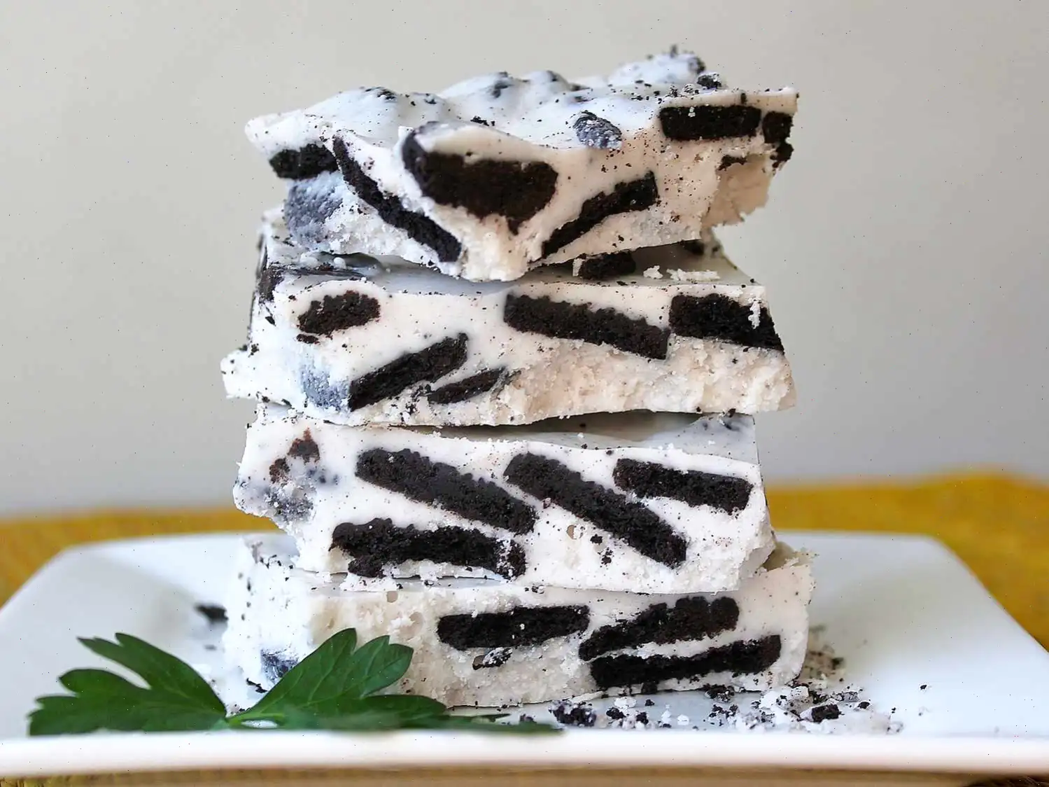 Oreo Cookie Bark Recipe