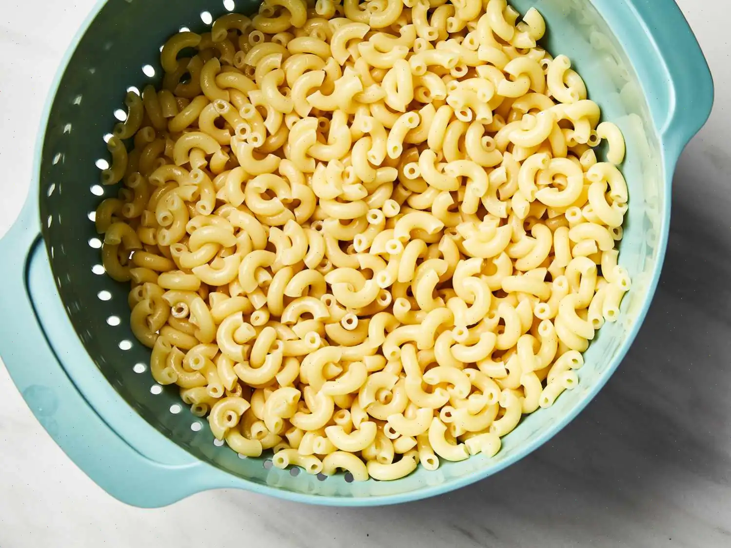 Classic Macaroni Salad Recipe (with Video)