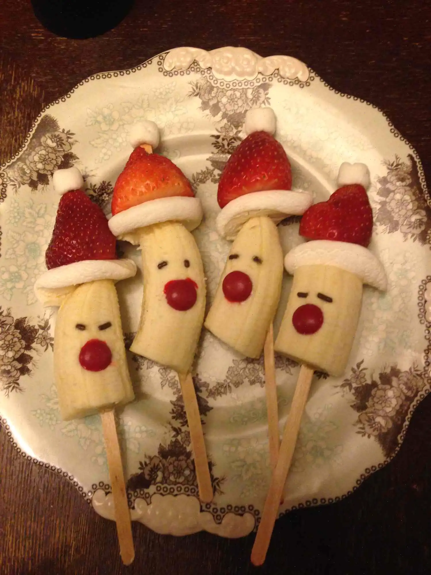 Easy Santa Treats for Kids Recipe