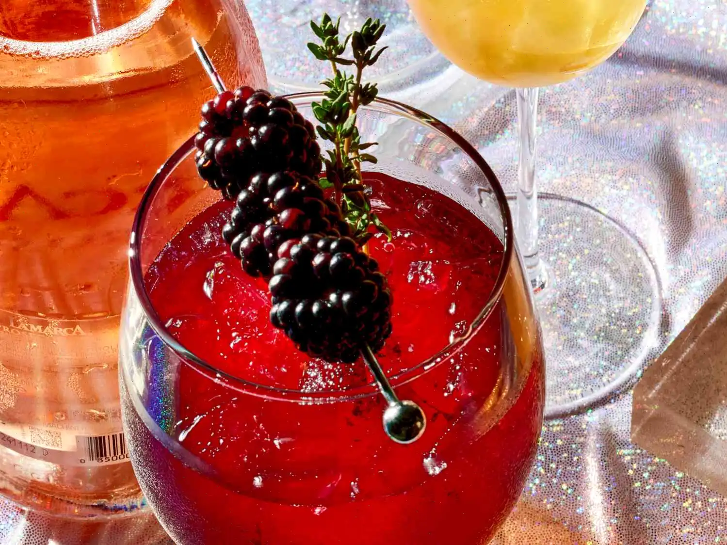 Lemon-Blackberry Sparkling Lambrusco and Gin Recipe